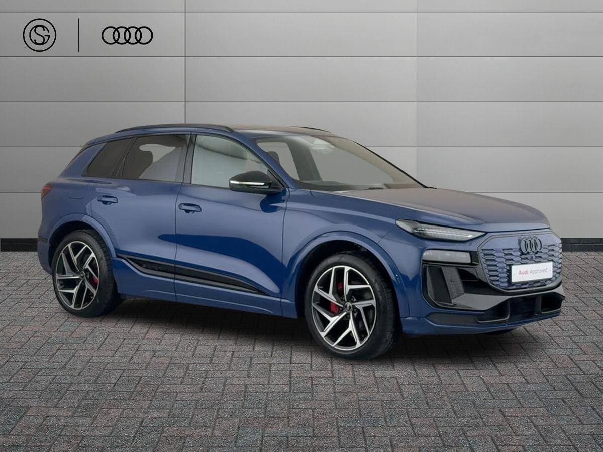 Main listing image - Audi Q6 e-tron