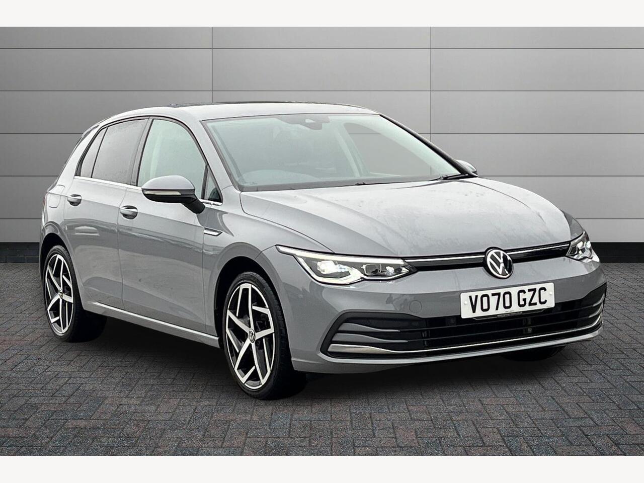 Main listing image - Volkswagen Golf