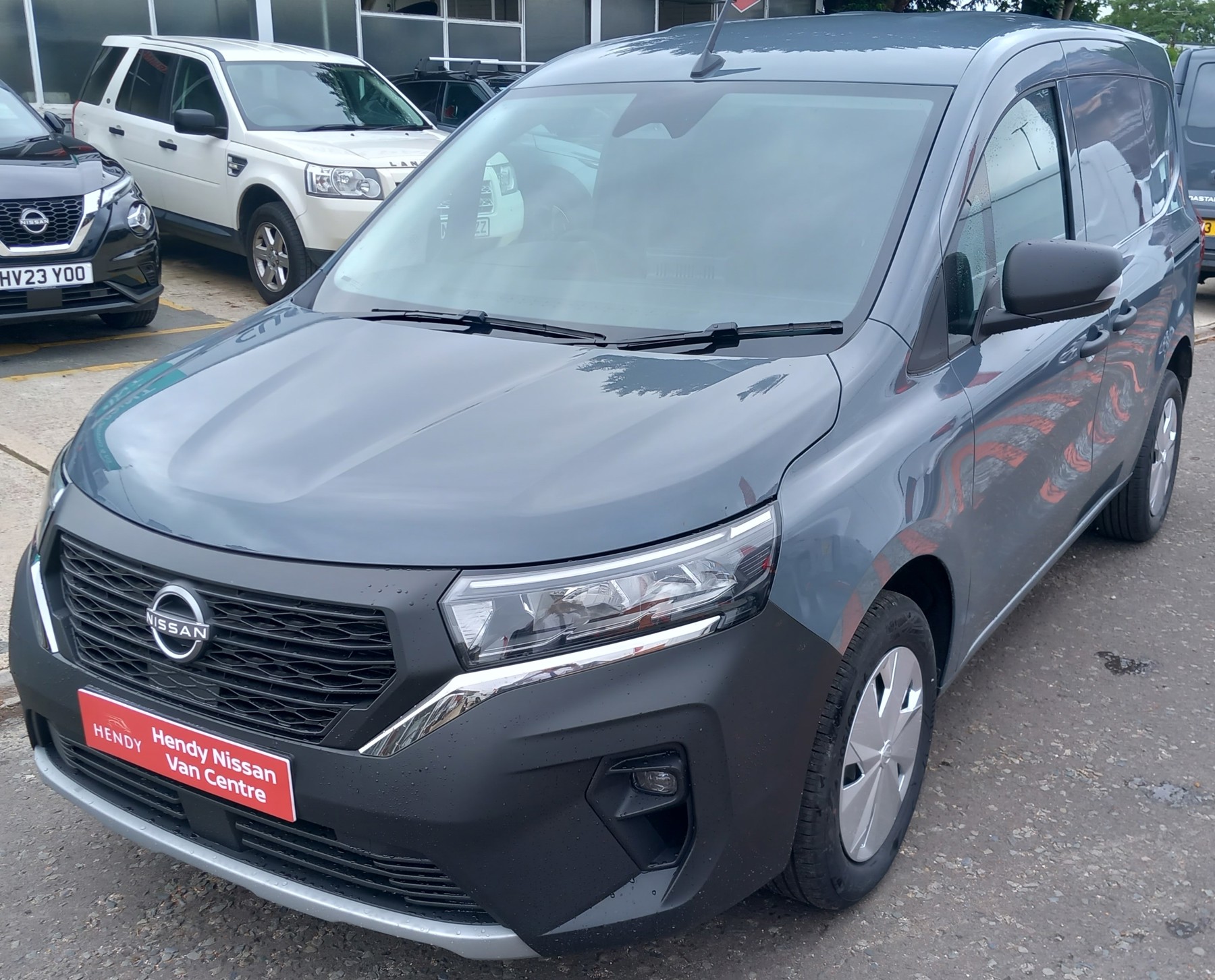 Main listing image - Nissan Townstar