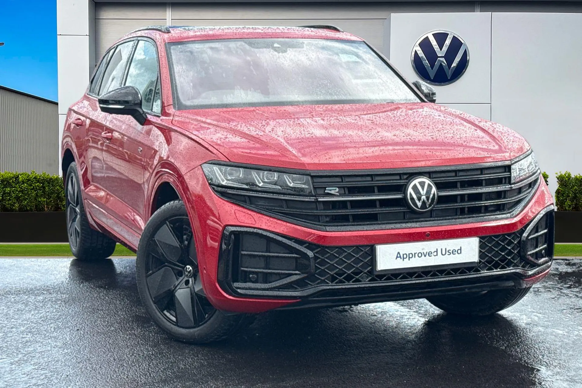 Main listing image - Volkswagen Touareg
