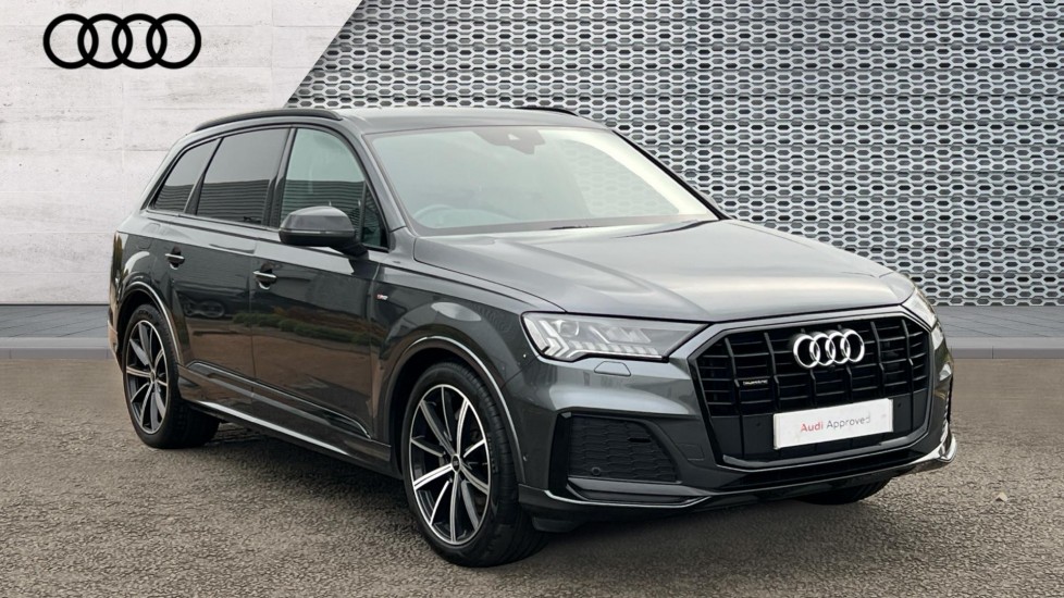 Main listing image - Audi Q7