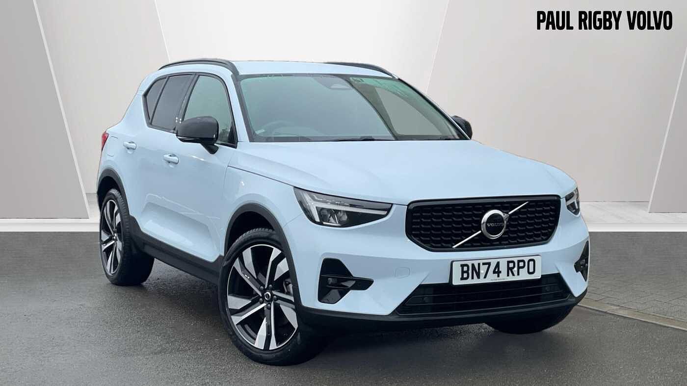 Main listing image - Volvo XC40