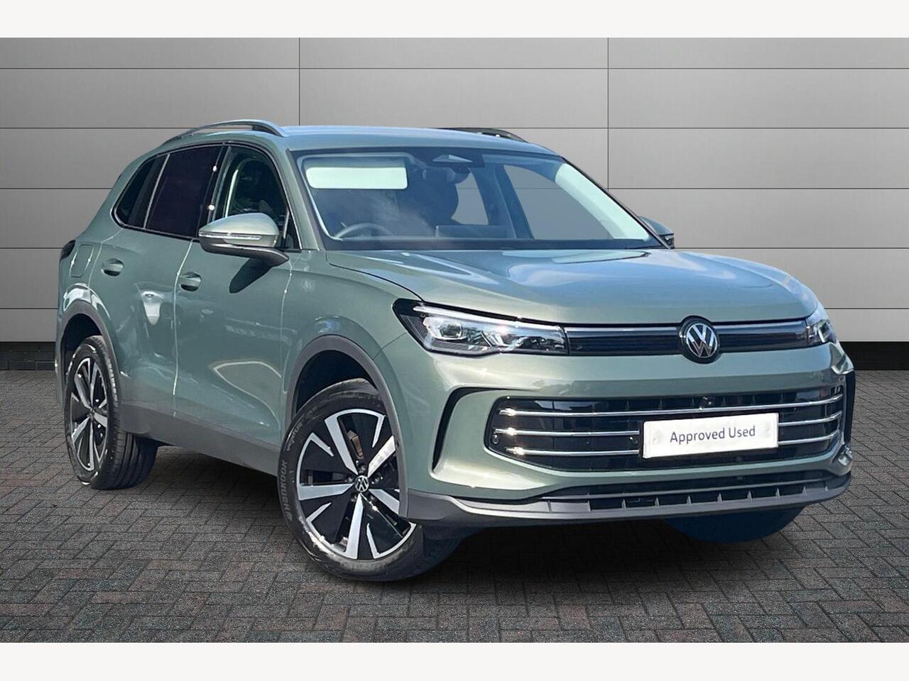 Main listing image - Volkswagen Tiguan