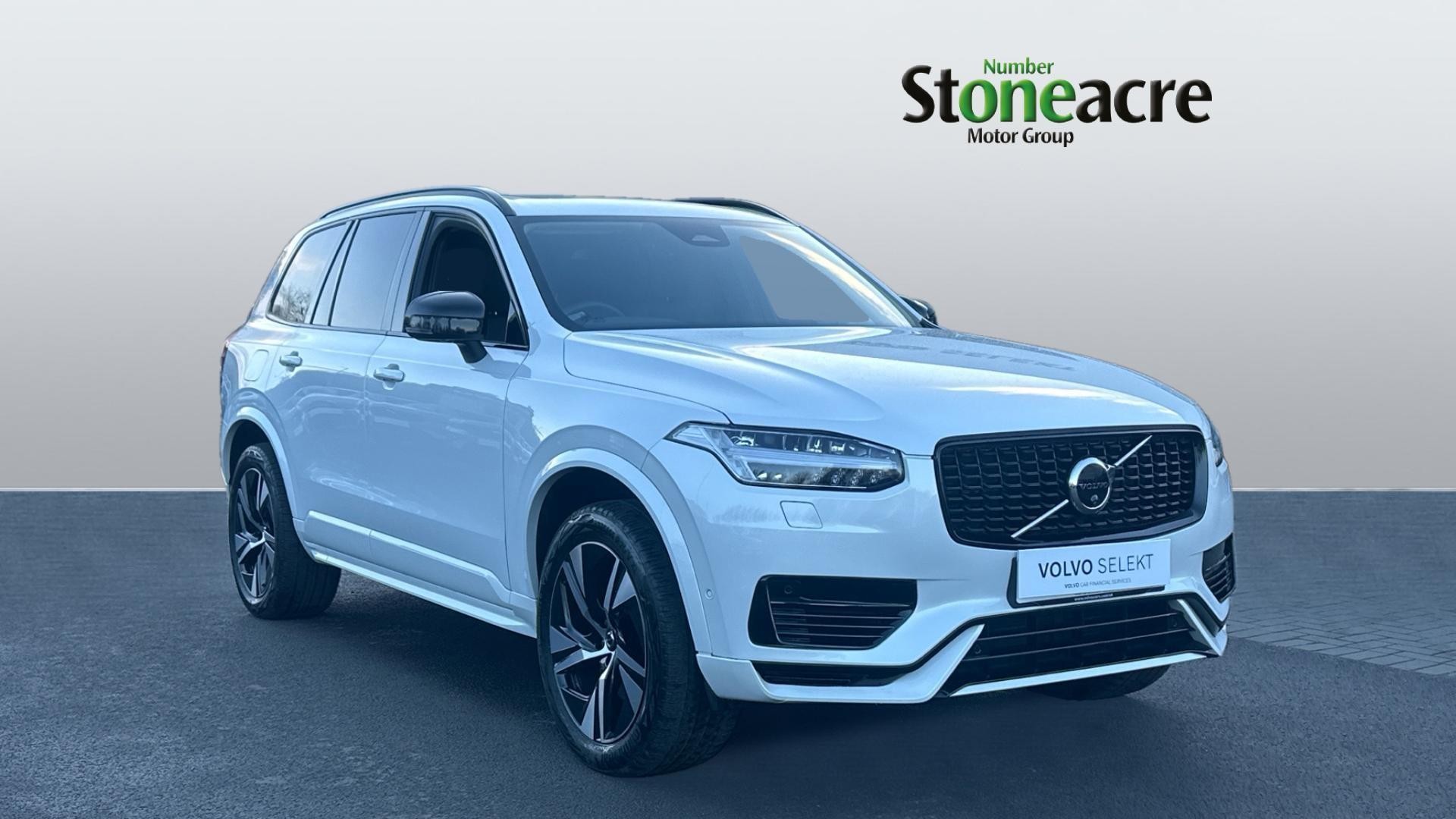 Main listing image - Volvo XC90