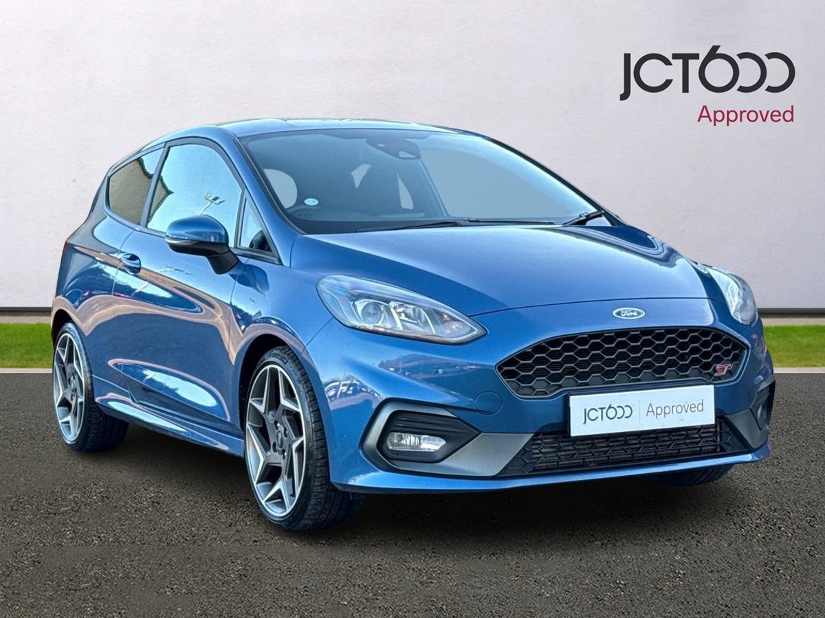 Main listing image - Ford Fiesta ST