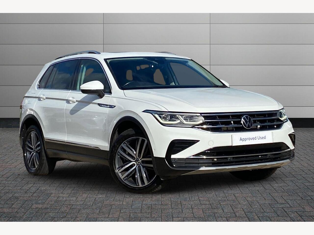 Main listing image - Volkswagen Tiguan