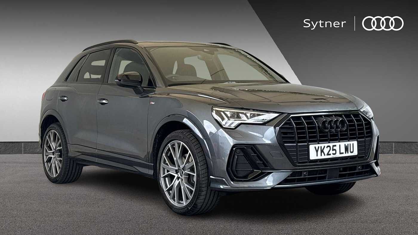 Main listing image - Audi Q3