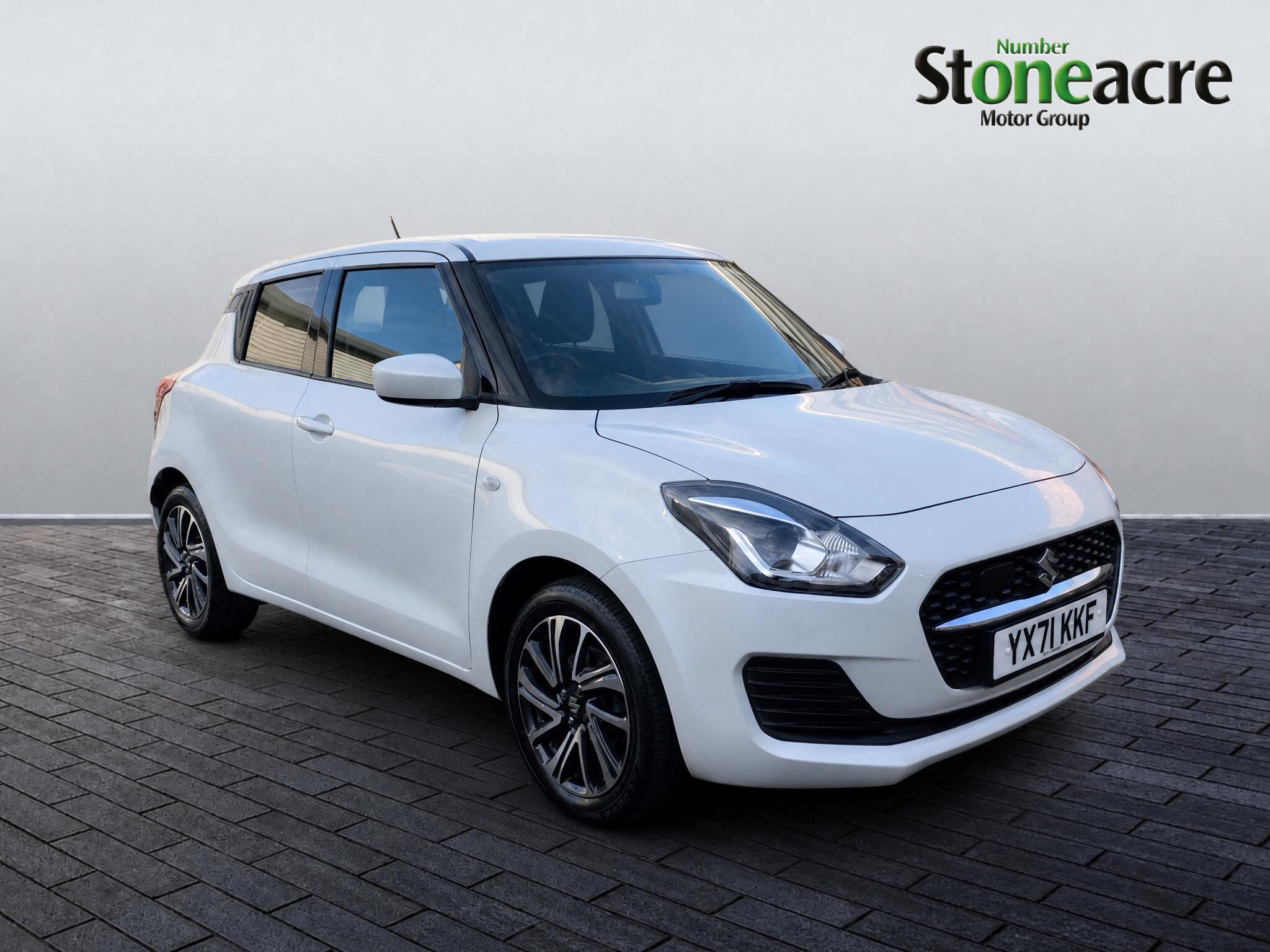 Main listing image - Suzuki Swift