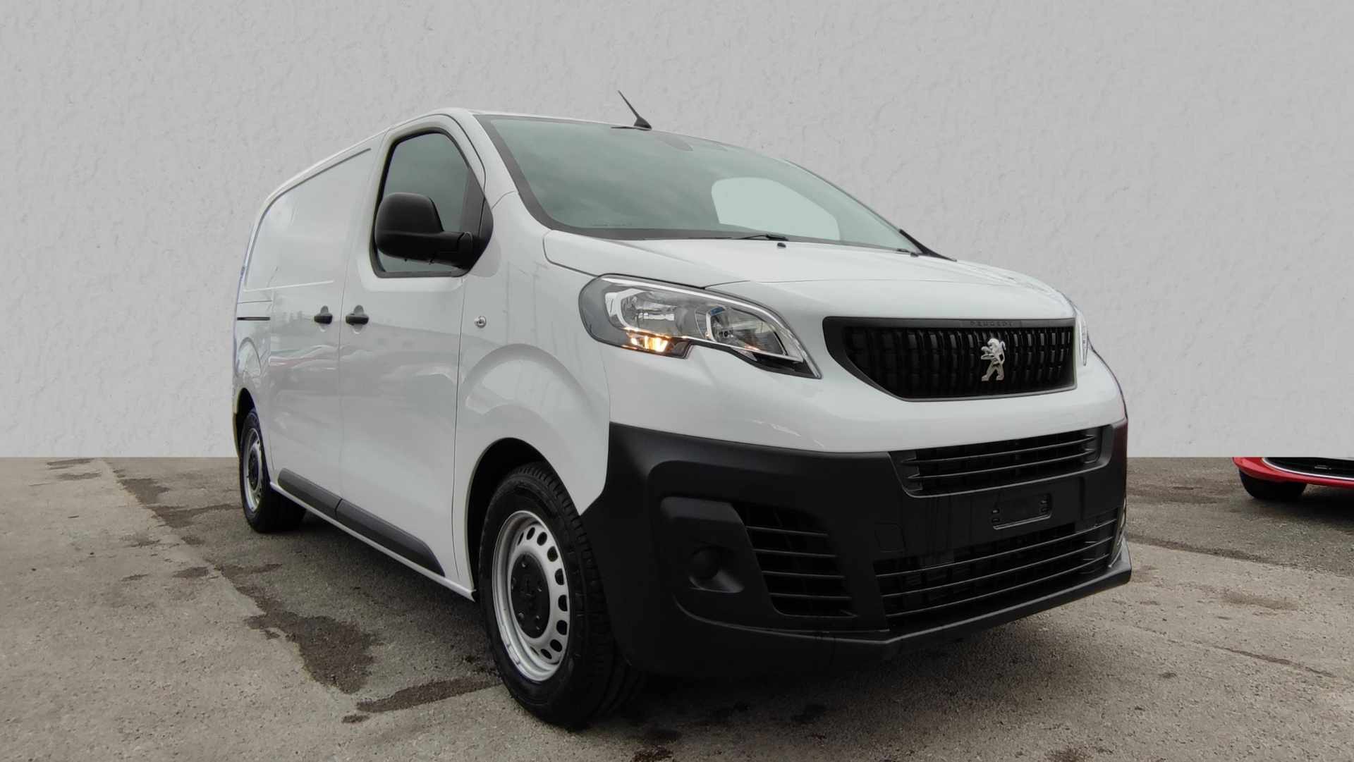 Main listing image - Peugeot e-Expert