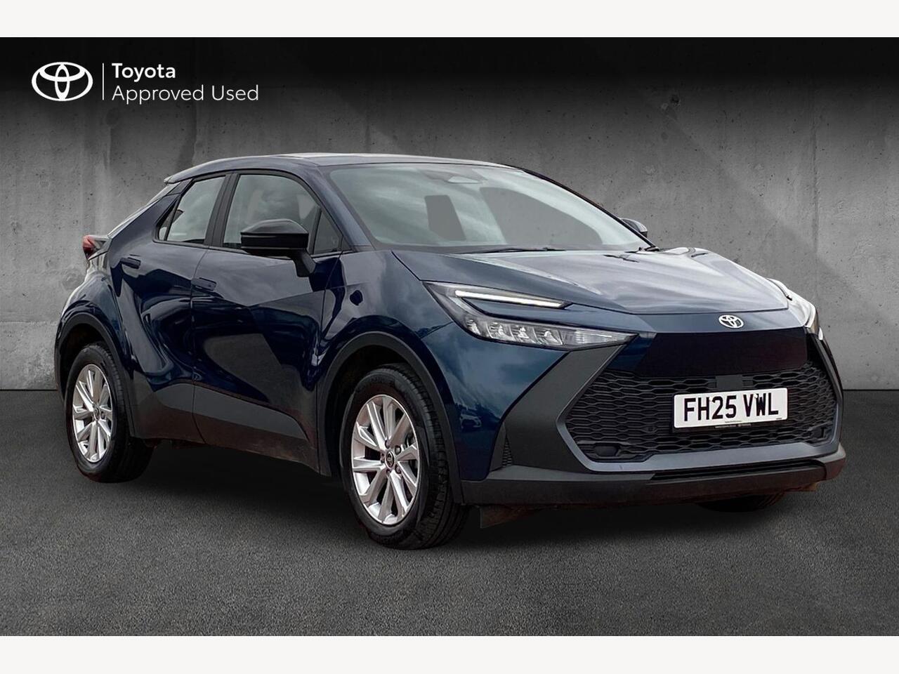 Main listing image - Toyota C-HR