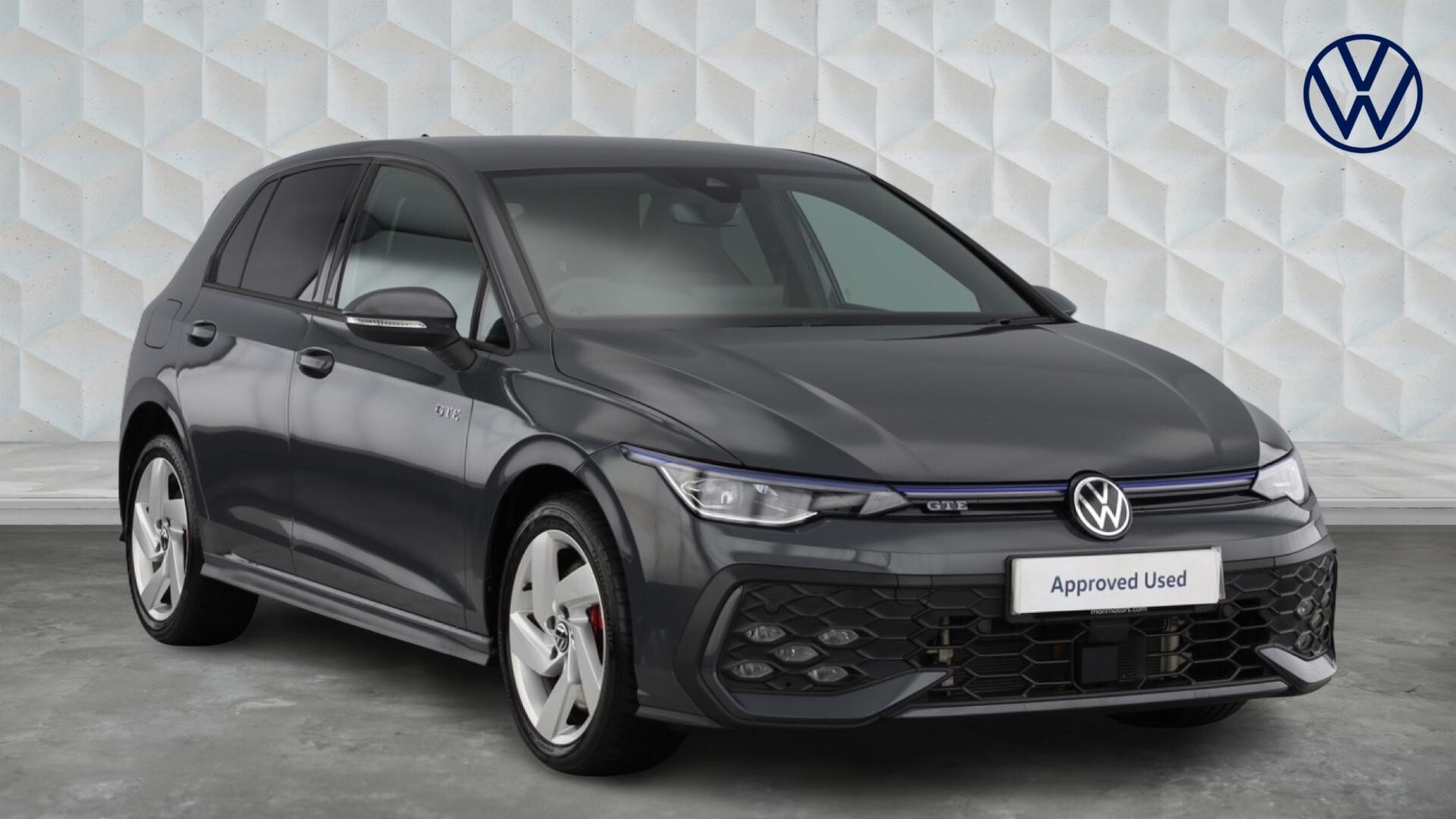 Main listing image - Volkswagen Golf GTE