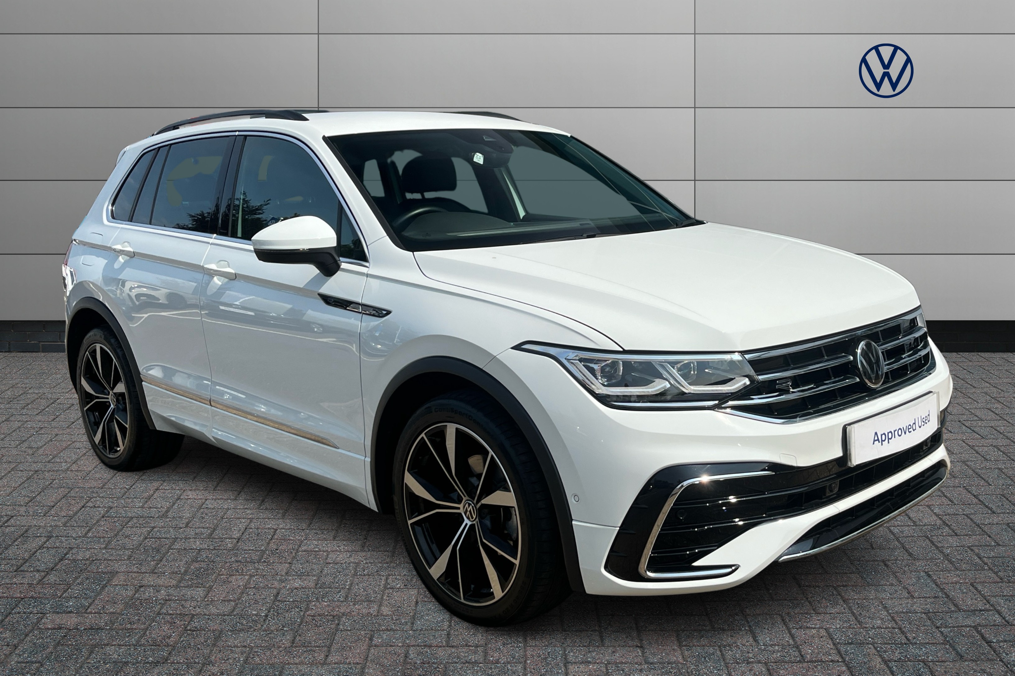 Main listing image - Volkswagen Tiguan