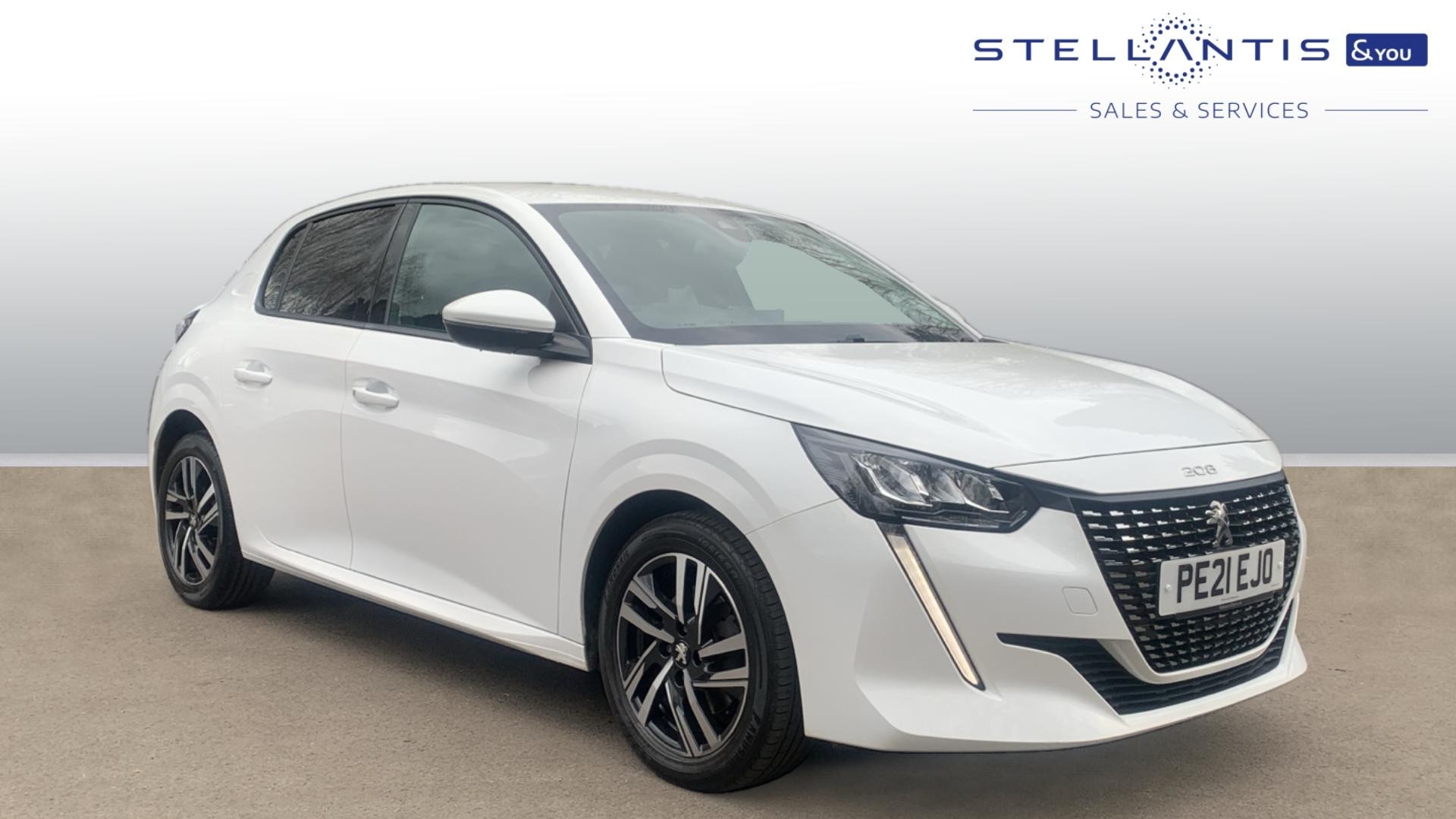 Main listing image - Peugeot 208