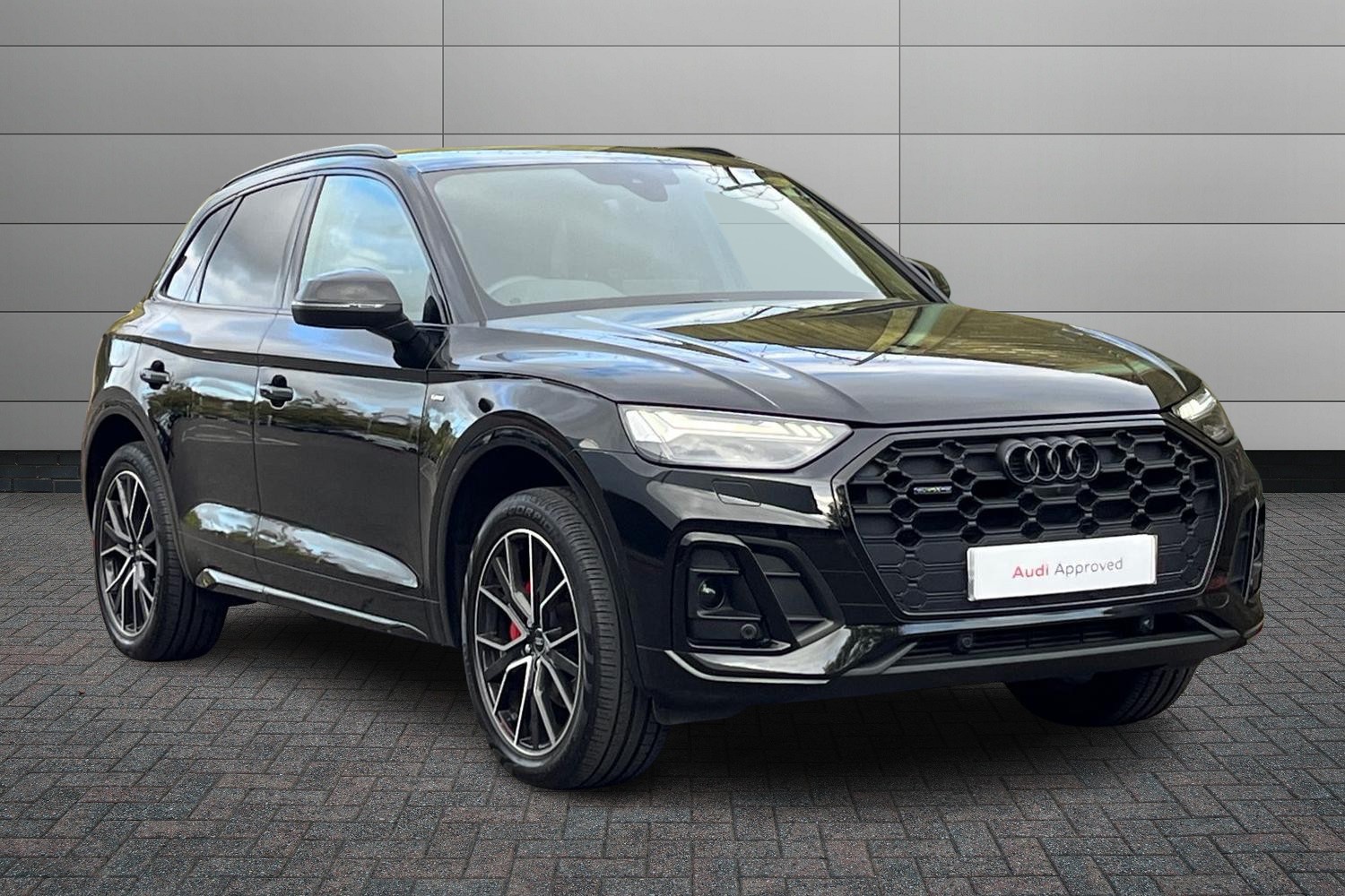 Main listing image - Audi Q5