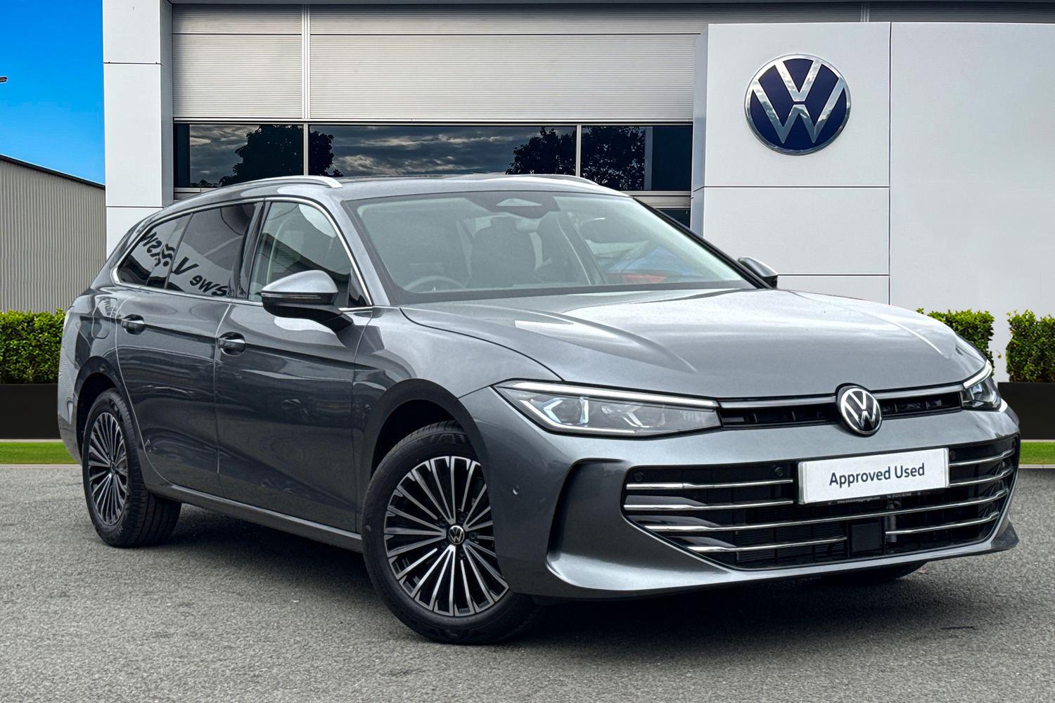Main listing image - Volkswagen Passat