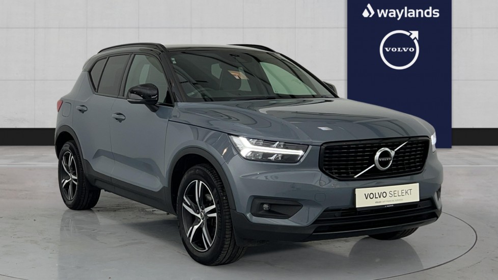 Main listing image - Volvo XC40