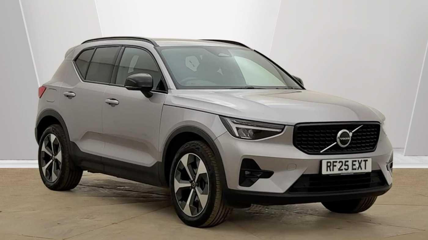 Main listing image - Volvo XC40