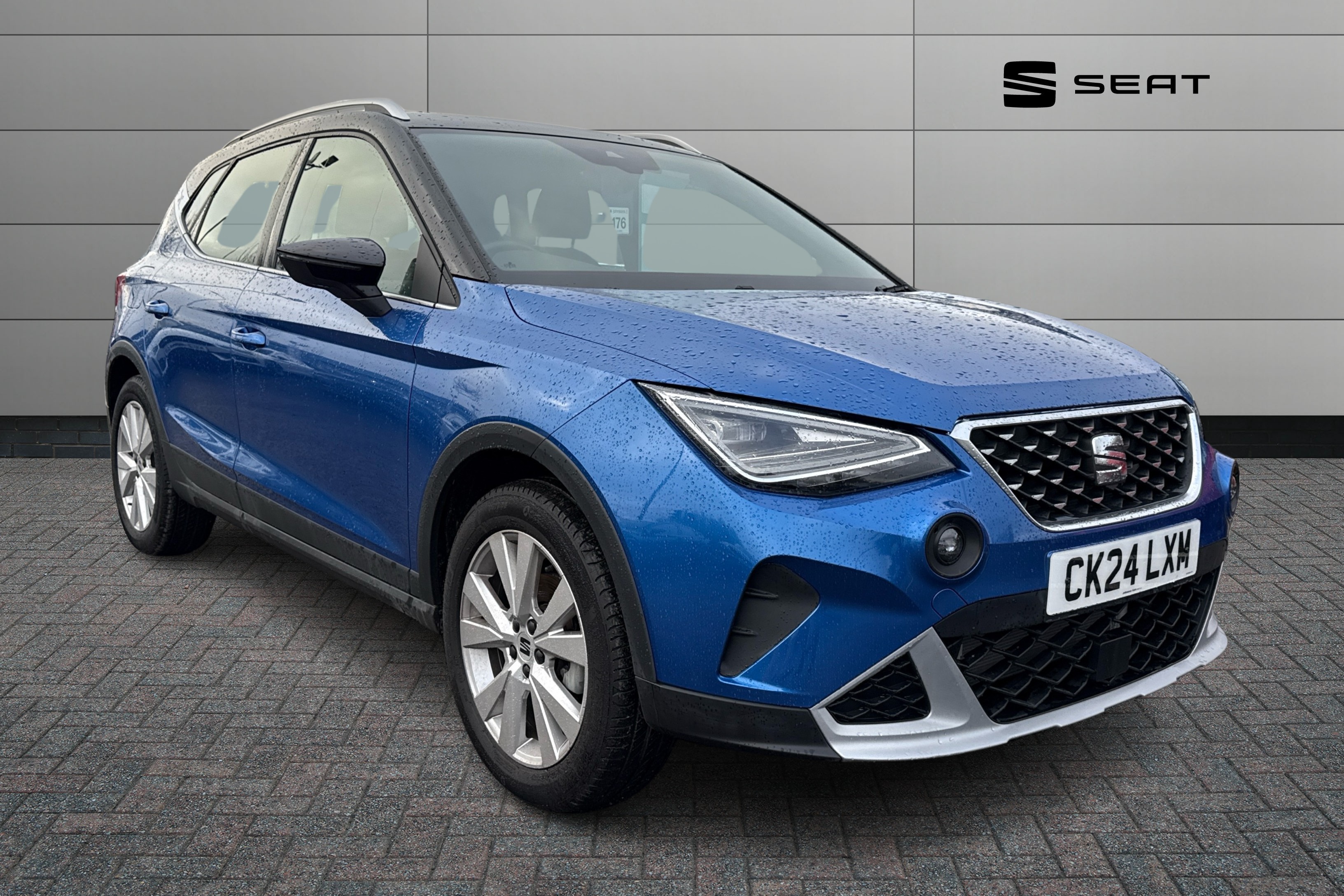 Main listing image - SEAT Arona