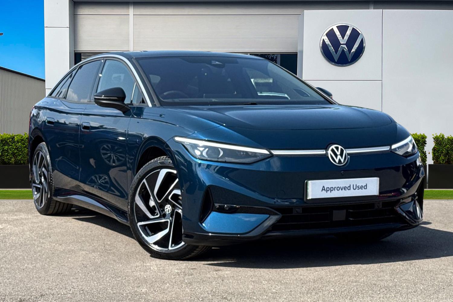 Main listing image - Volkswagen ID.7