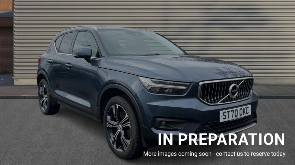 Main listing image - Volvo XC40 Recharge