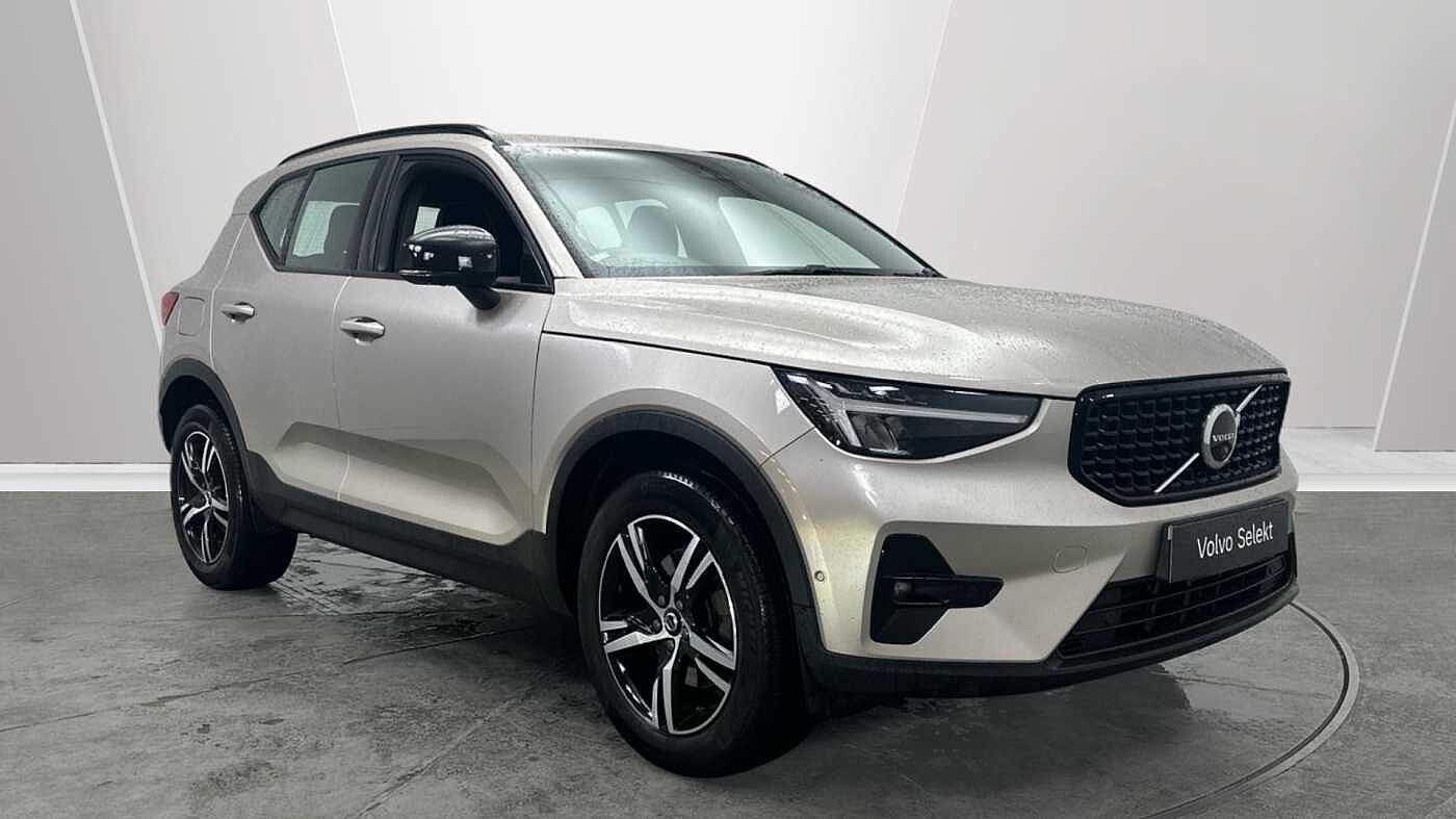 Main listing image - Volvo XC40