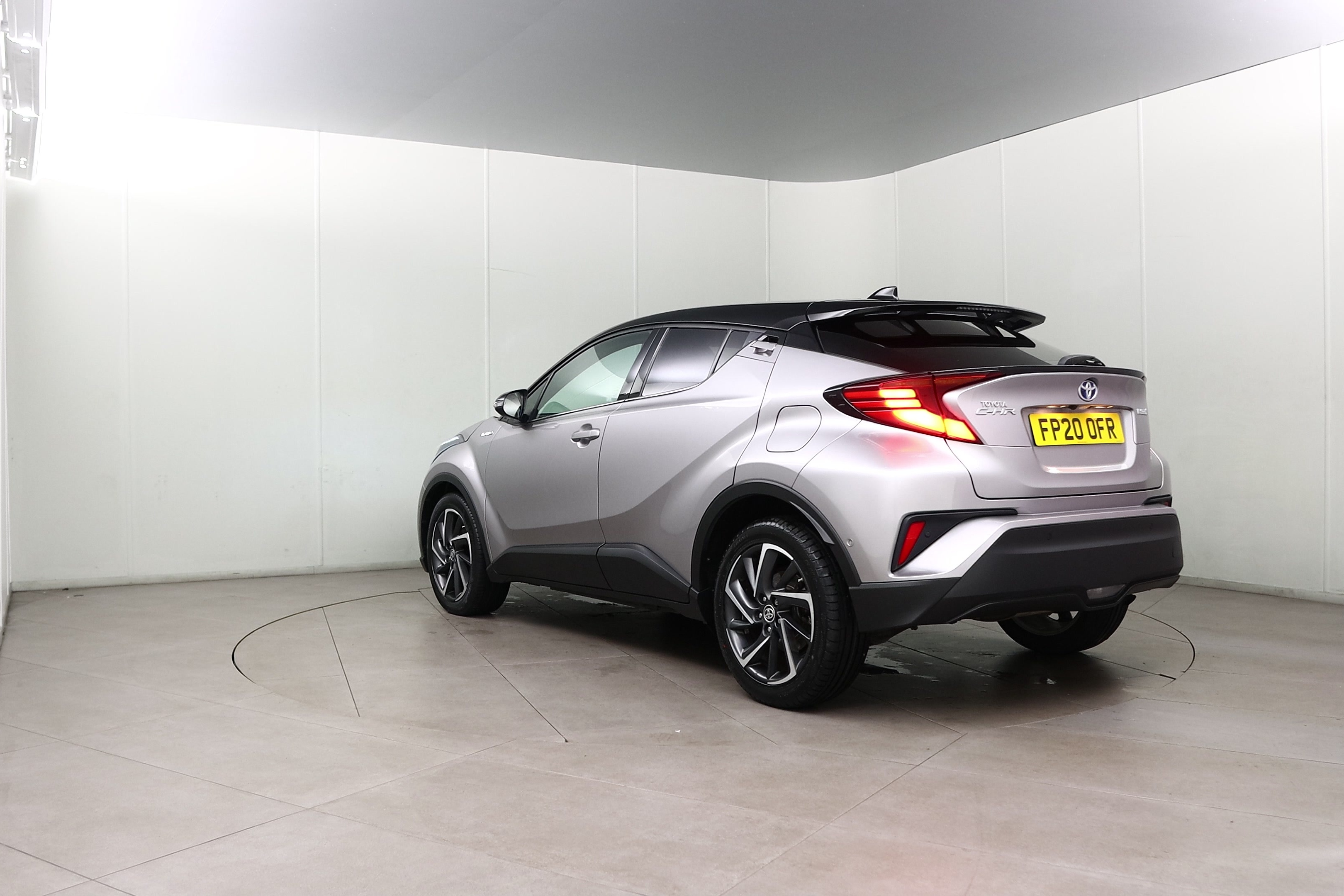 Main listing image - Toyota C-HR