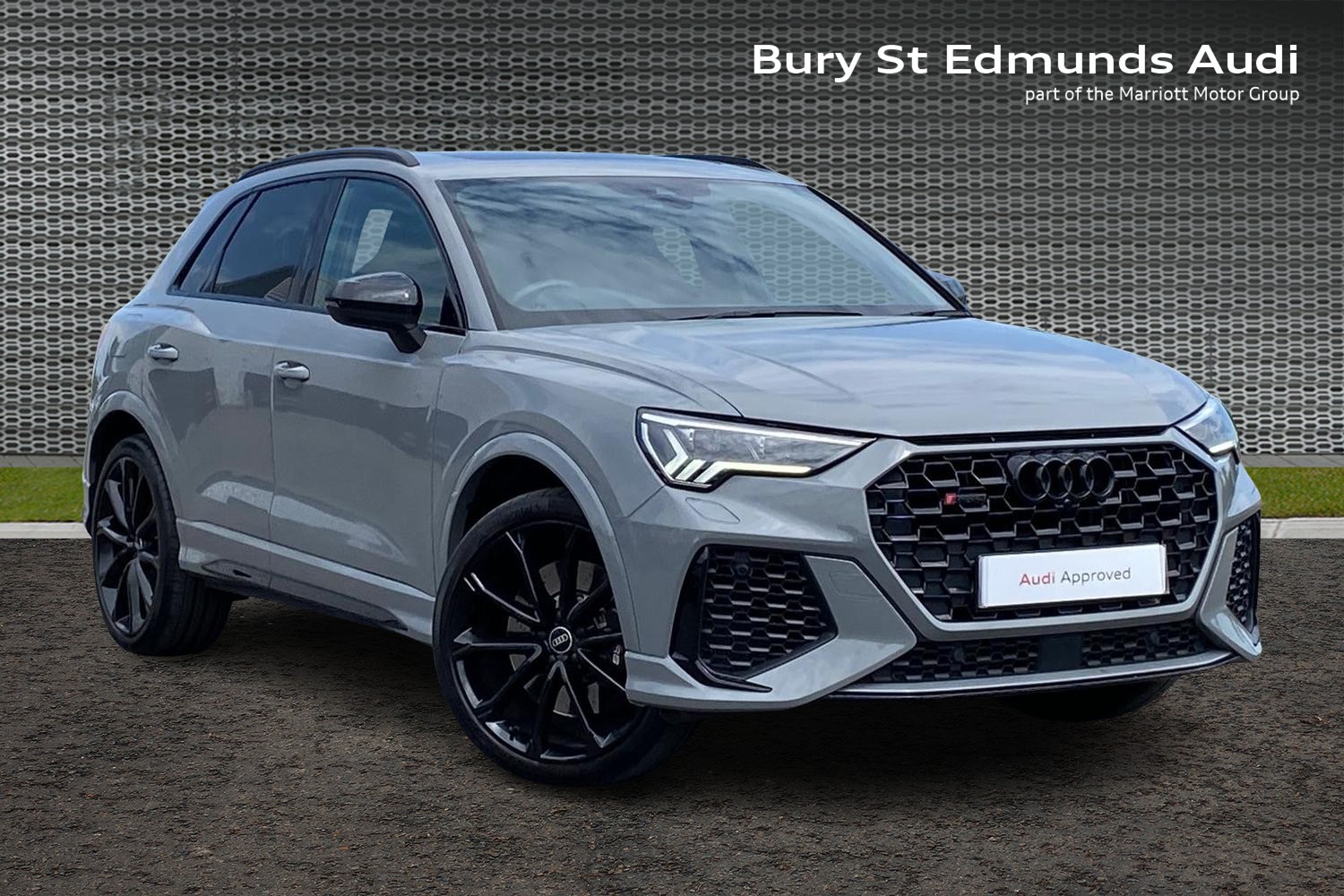Main listing image - Audi RS Q3