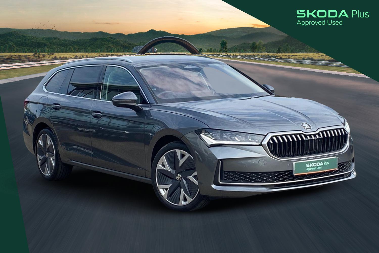 Main listing image - Skoda Superb Estate