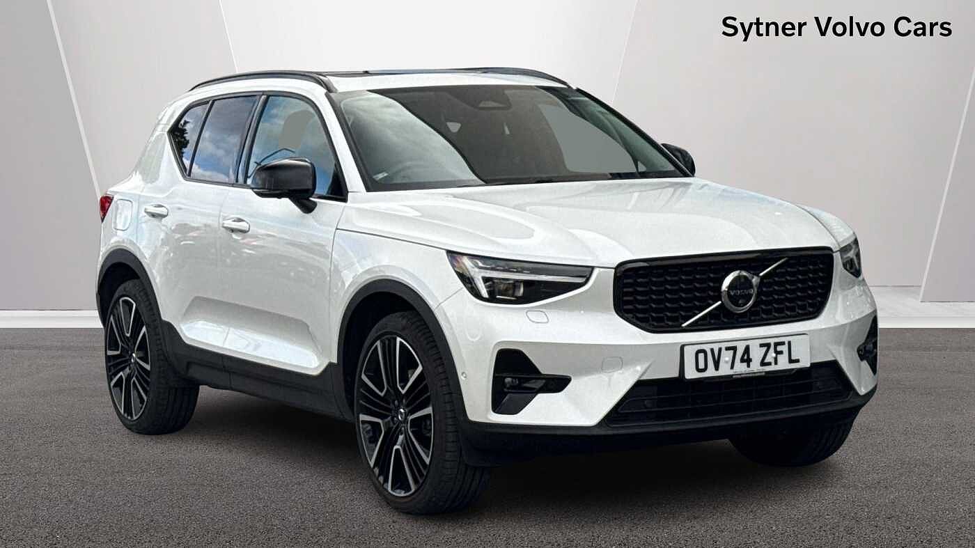 Main listing image - Volvo XC40