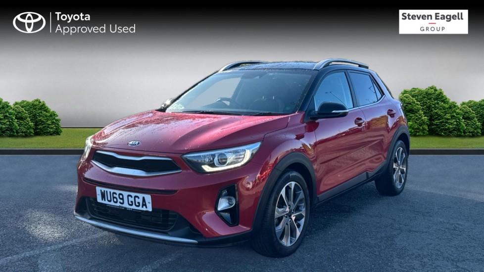 Main listing image - Kia Stonic