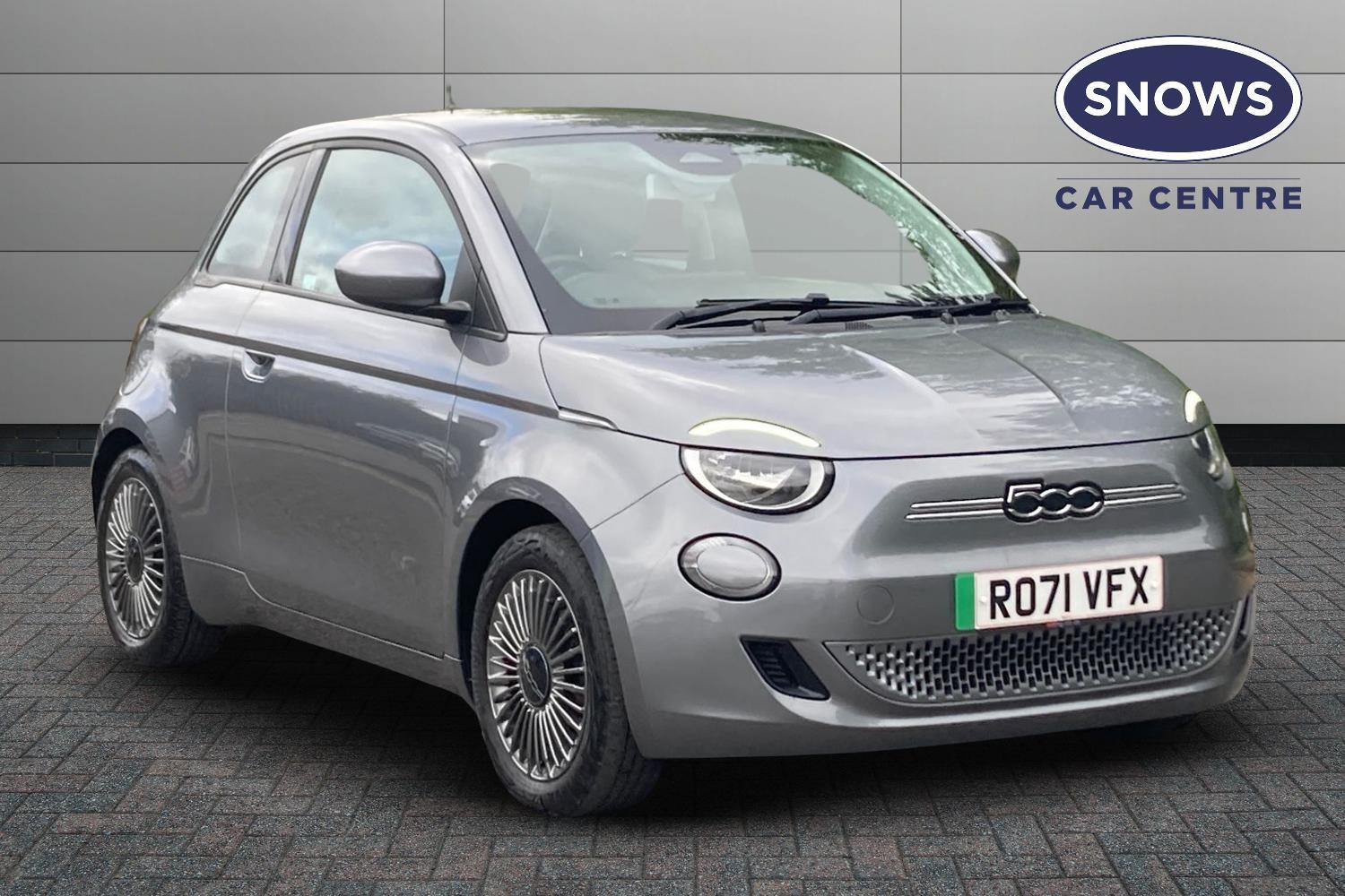 Main listing image - Fiat 500 Electric