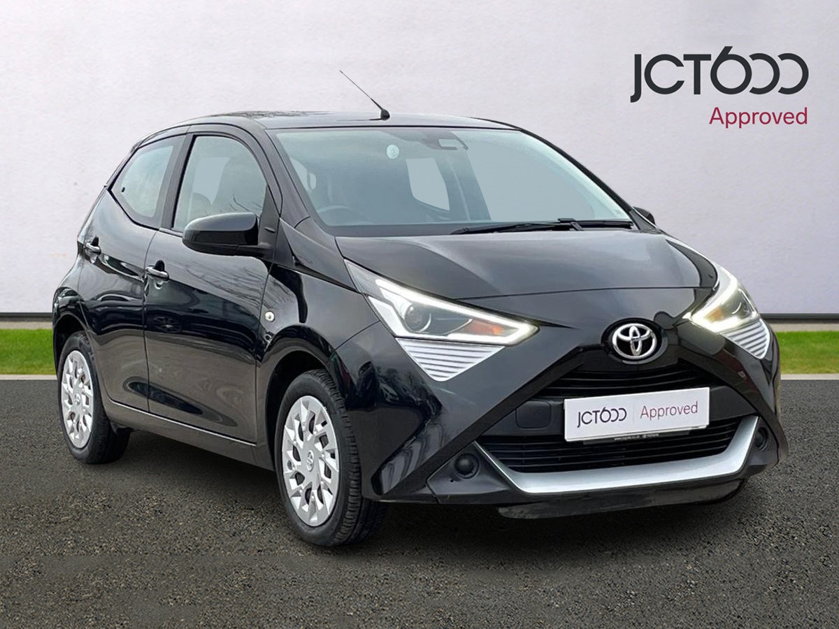 Main listing image - Toyota Aygo