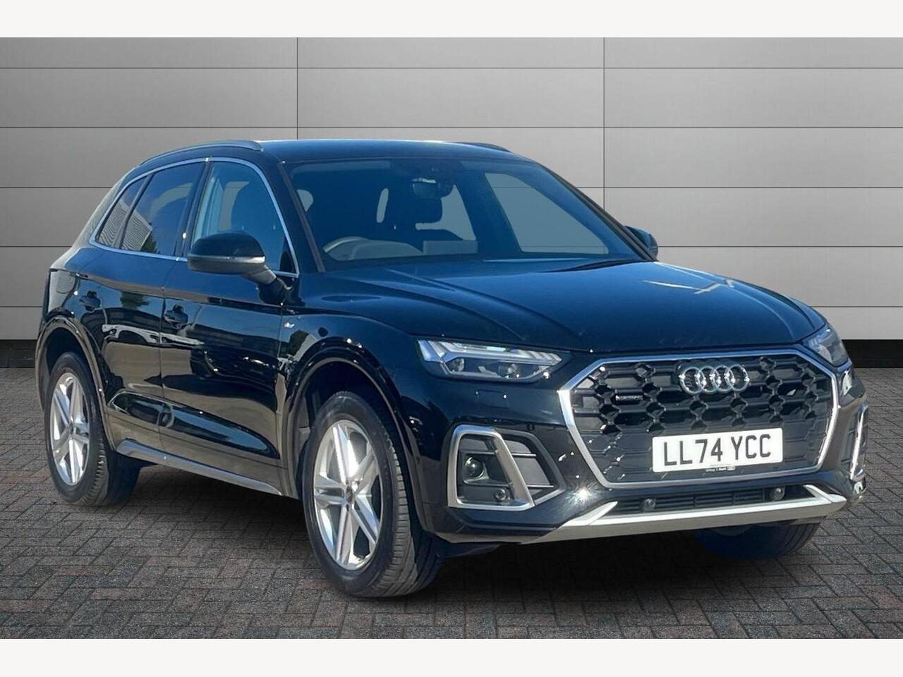 Main listing image - Audi Q5