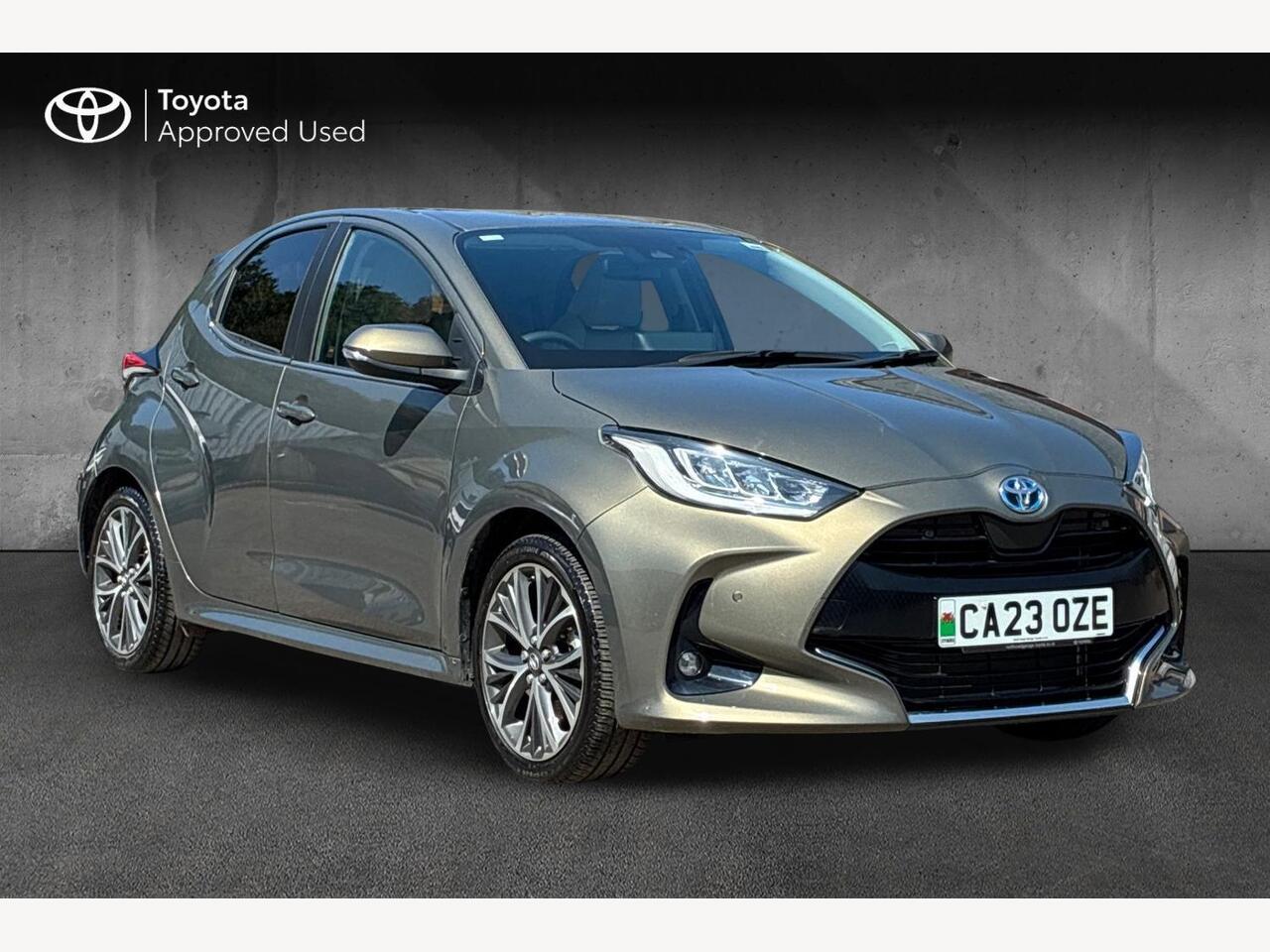 Main listing image - Toyota Yaris