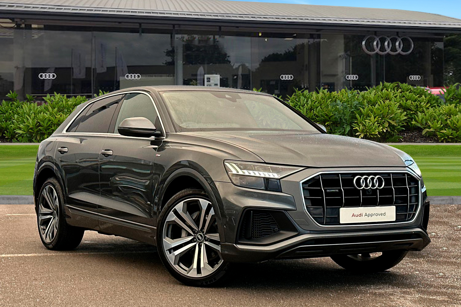 Main listing image - Audi Q8