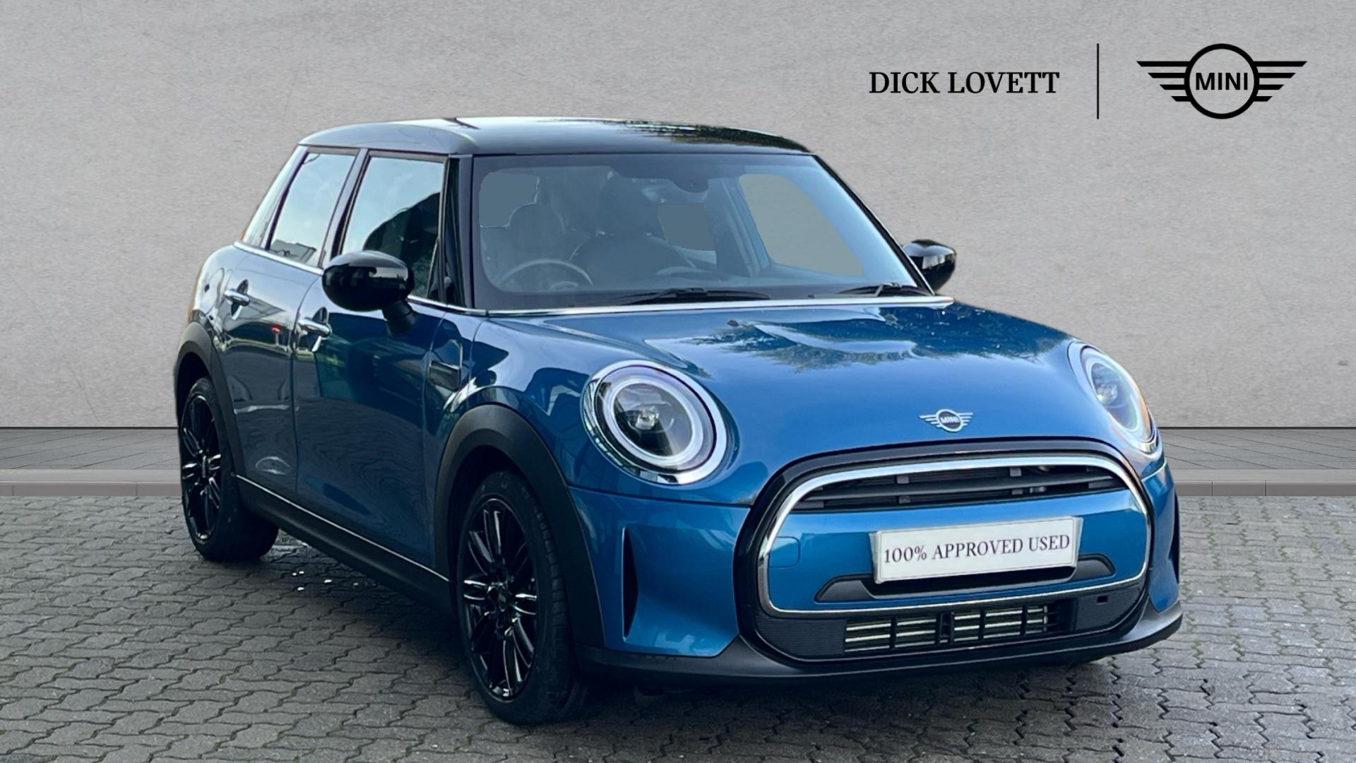 Main listing image - MINI Hatchback 5dr