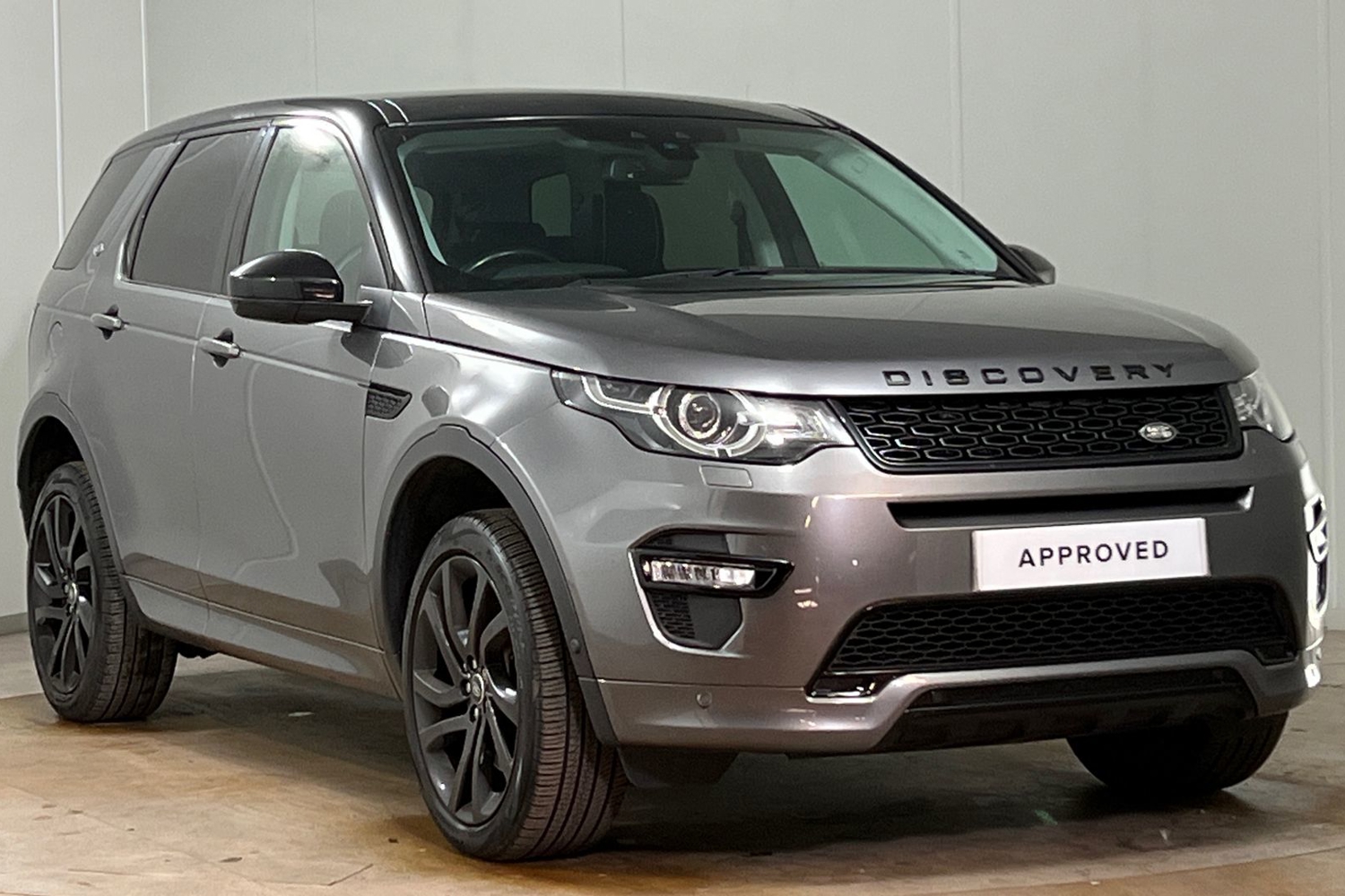 Main listing image - Land Rover Discovery Sport