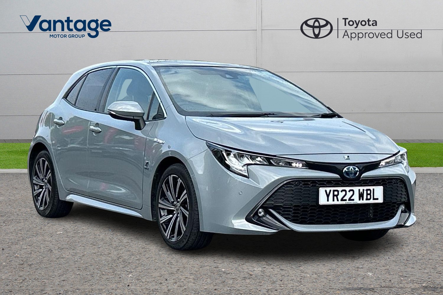 Main listing image - Toyota Corolla
