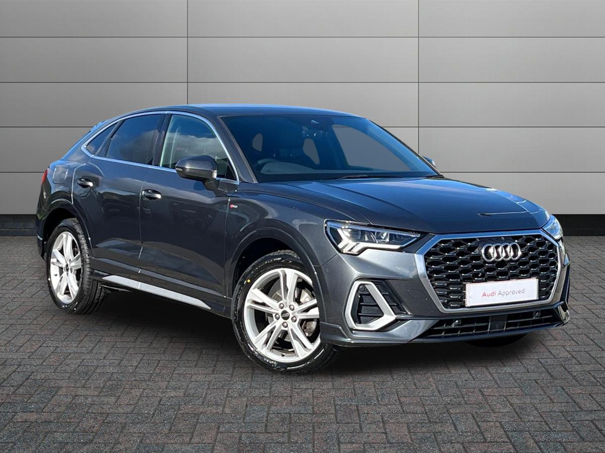 Main listing image - Audi Q3