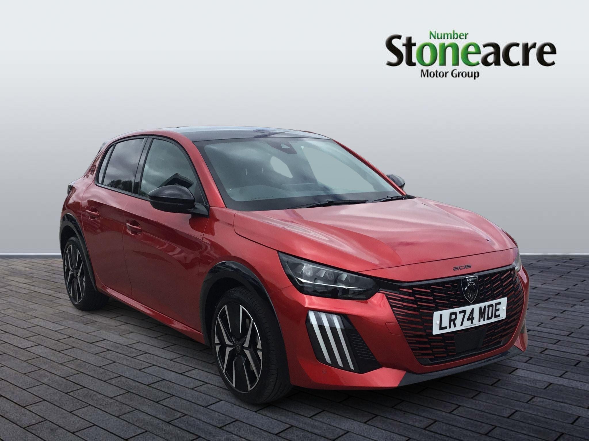 Main listing image - Peugeot 208
