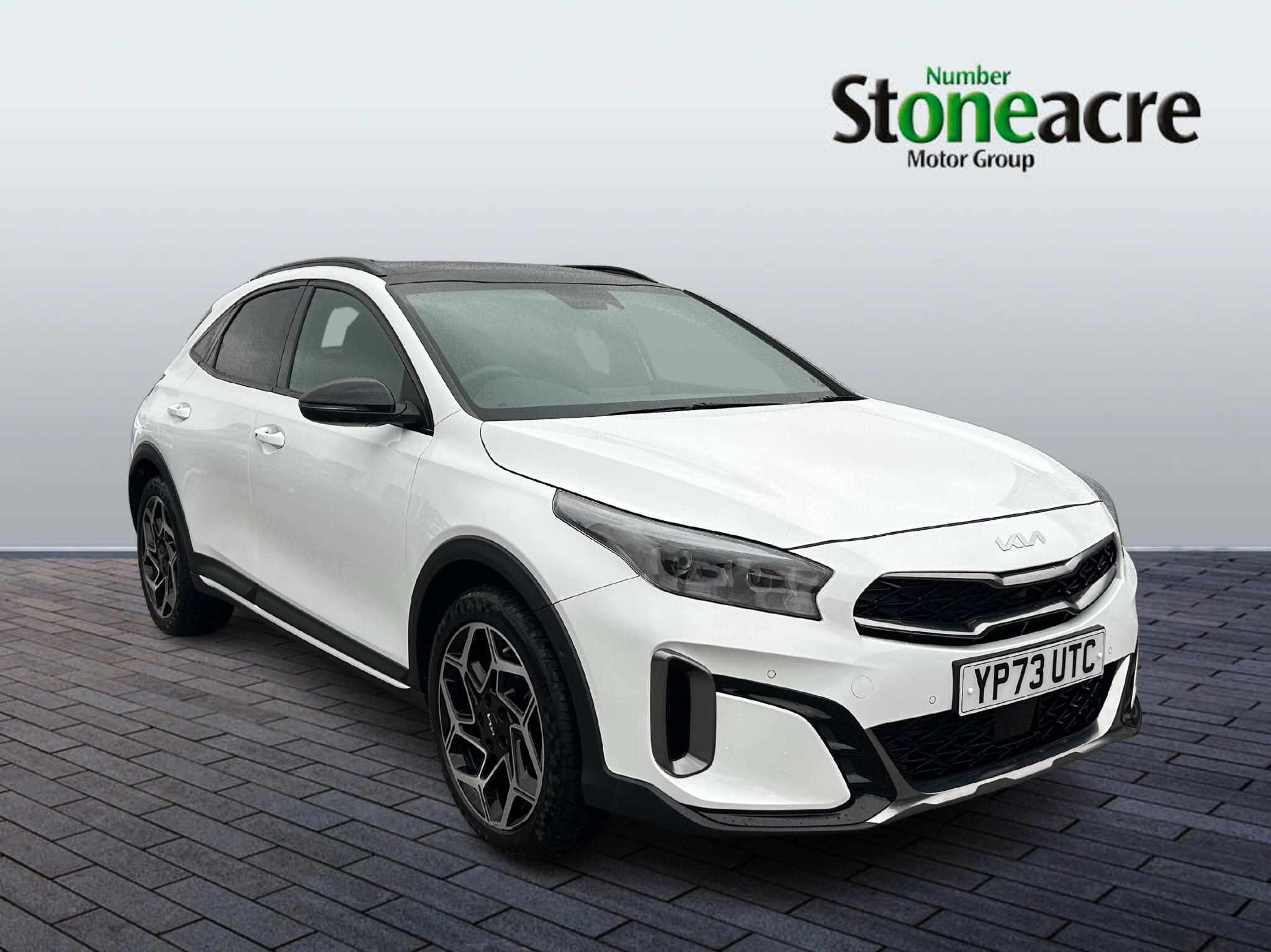 Main listing image - Kia XCeed