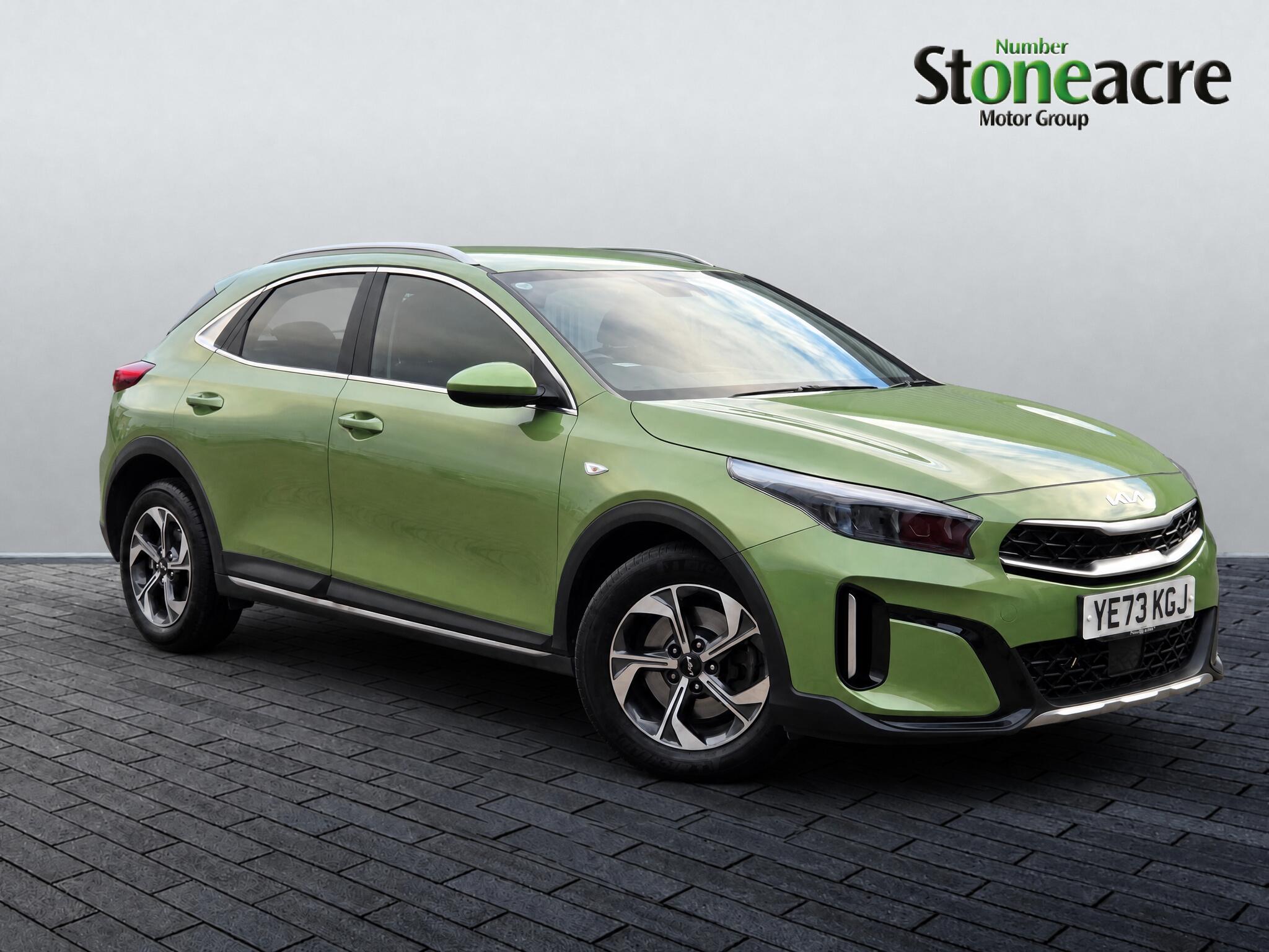 Main listing image - Kia XCeed