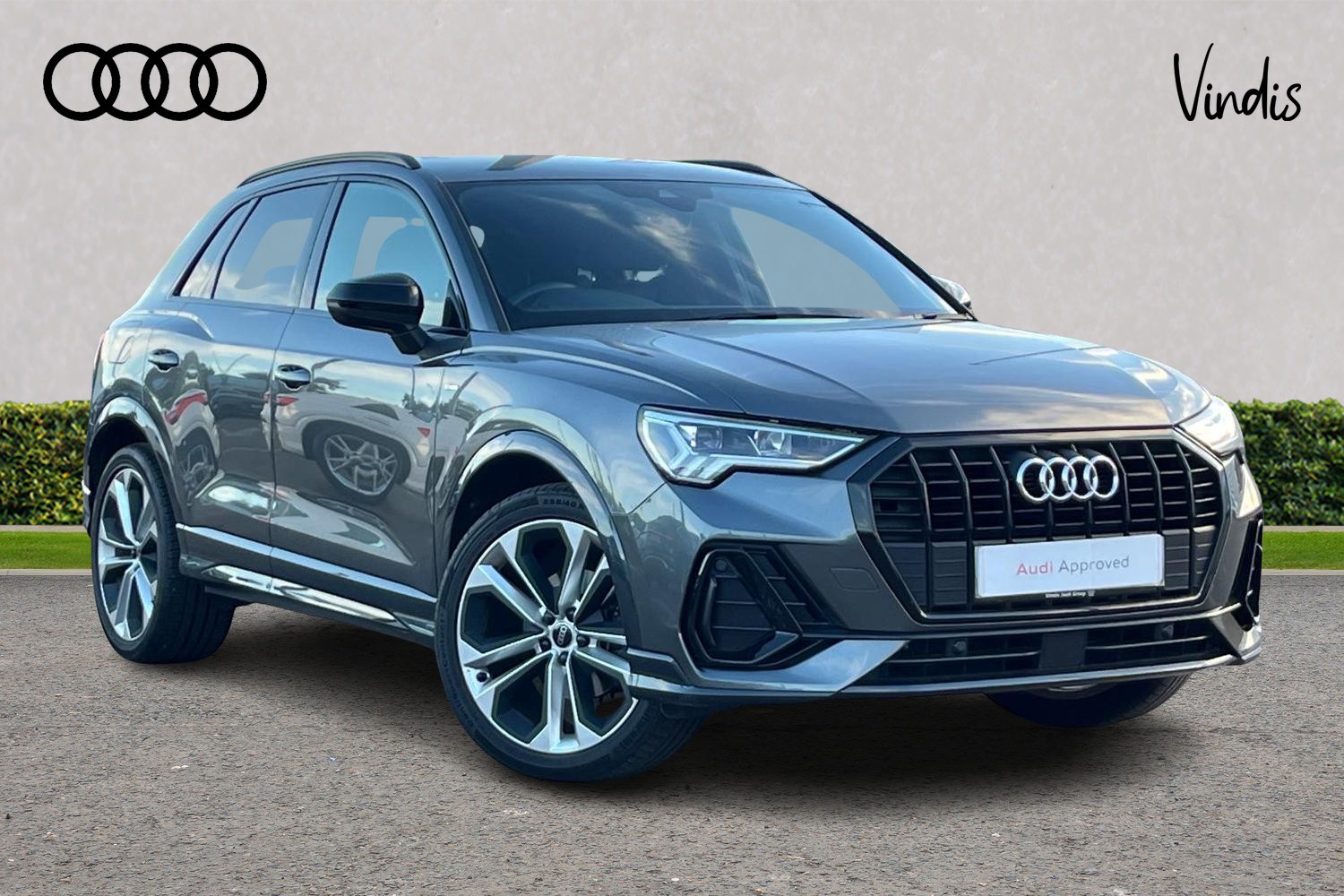 Main listing image - Audi Q3