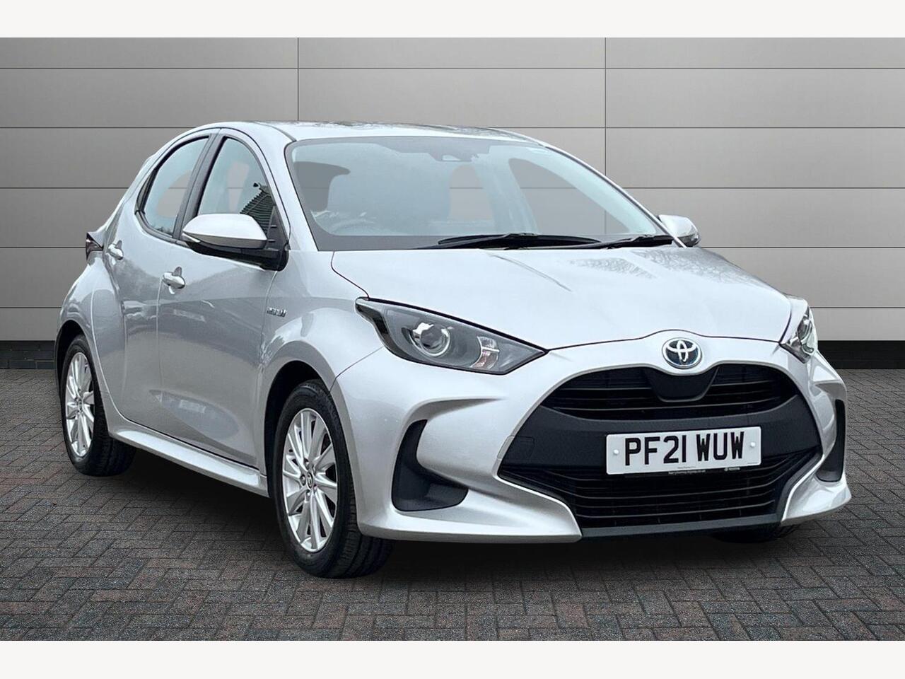 Main listing image - Toyota Yaris
