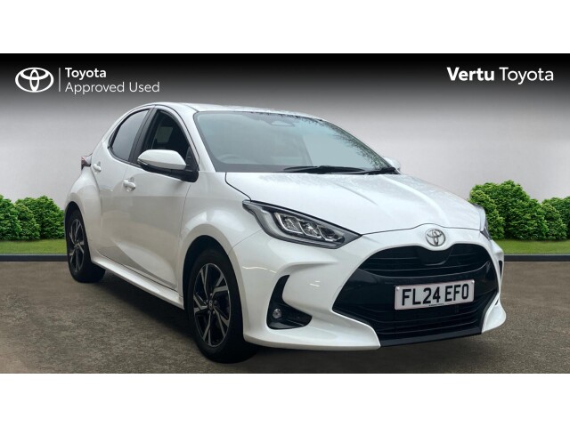 Main listing image - Toyota Yaris