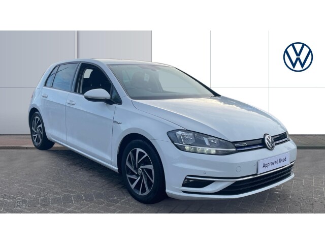 Main listing image - Volkswagen Golf