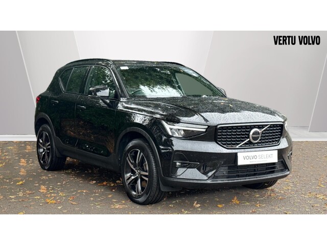 Main listing image - Volvo XC40