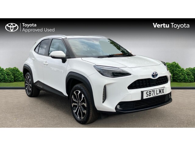 Main listing image - Toyota Yaris Cross