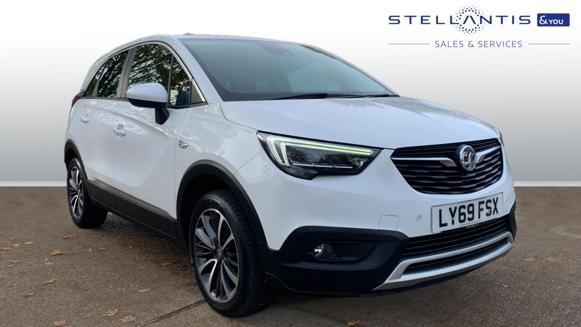 Main listing image - Vauxhall Crossland X