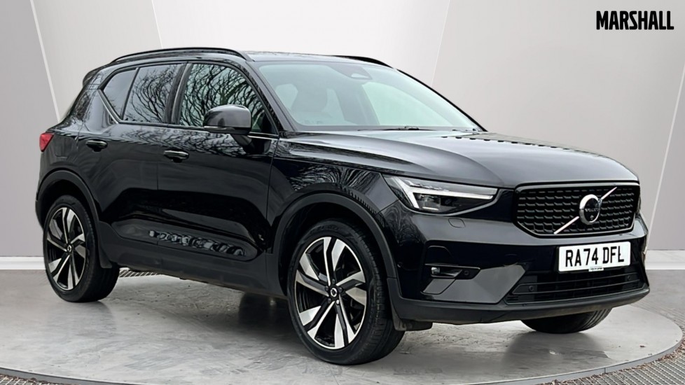 Main listing image - Volvo XC40